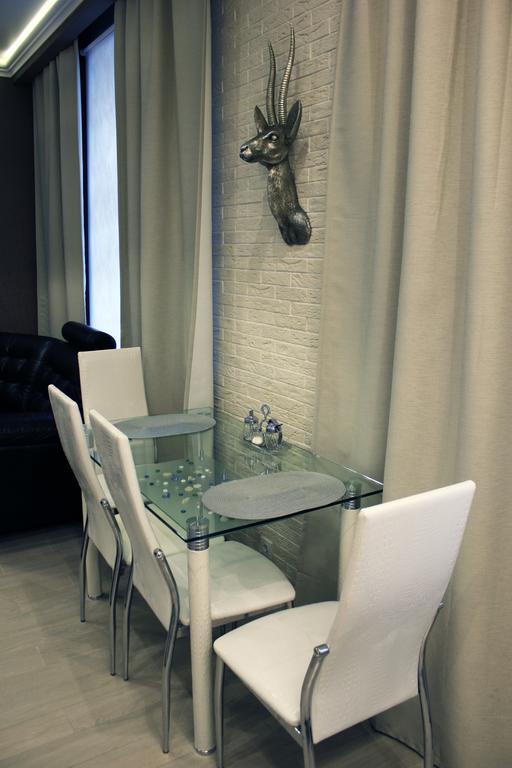 Swedish Apartment At Romanovskaia 22 Minsk Exterior photo